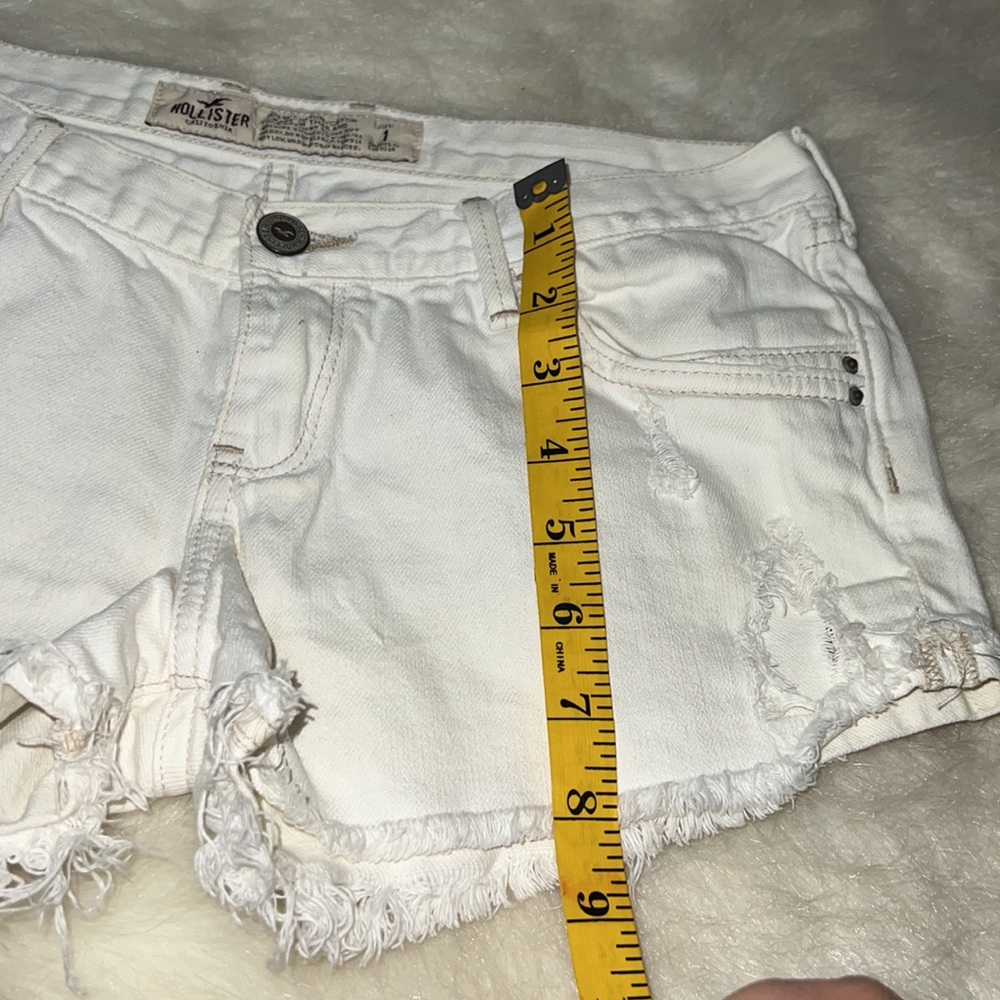 Hollister white distressed denim shorts - Picture 6 of 6